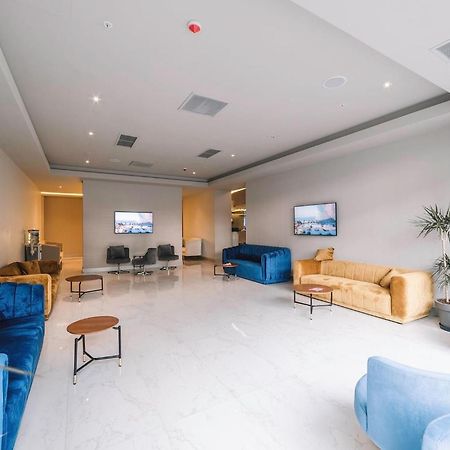 Orbi City Suite Батуми Экстерьер фото