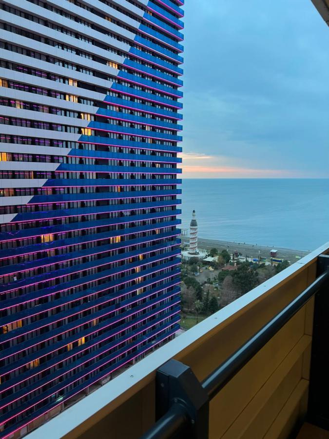Orbi City Suite Батуми Экстерьер фото