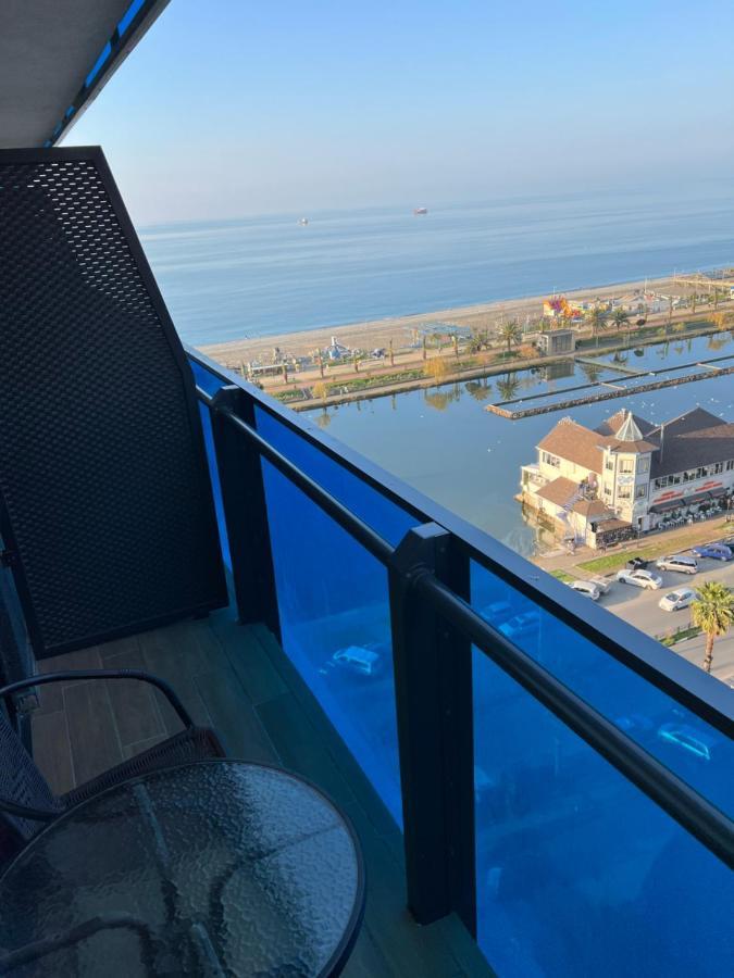 Orbi City Suite Батуми Экстерьер фото