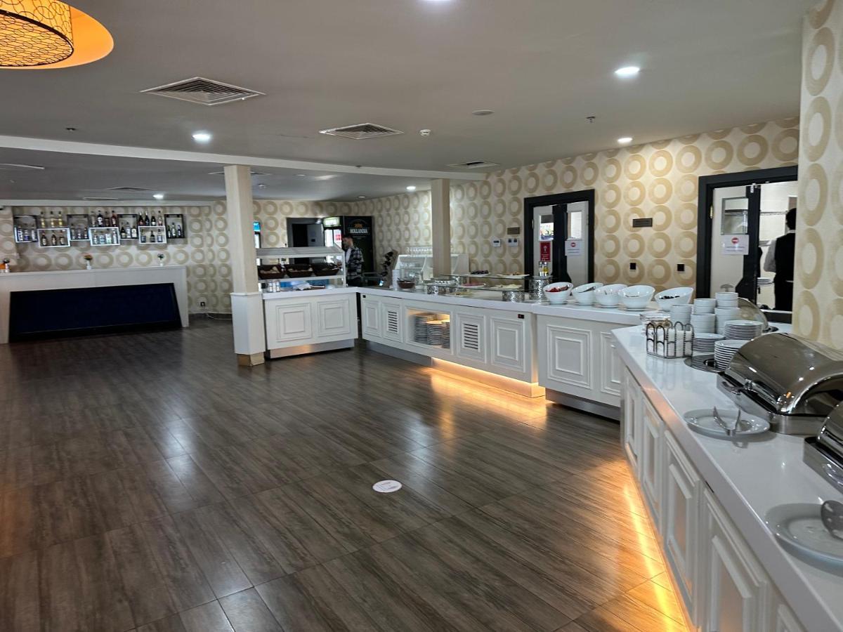 Orbi City Suite Батуми Экстерьер фото